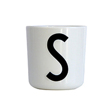 Design Letter Melamin Cup S