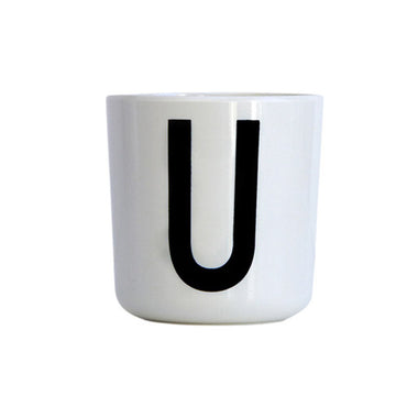 Design Letter Melamin Cup U